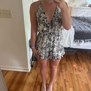 Black and White Open Back Flowy Romper
